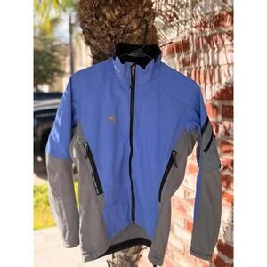 Mountain Hardwear Women's Gore Windstopper soft shell jacket- Size 10